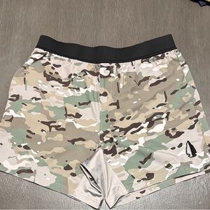 TACHUNTFISH MULTICAM Shorts